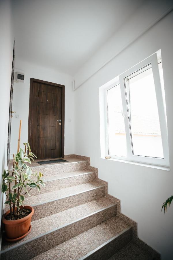 Apartament Vlad Турда Екстериор снимка